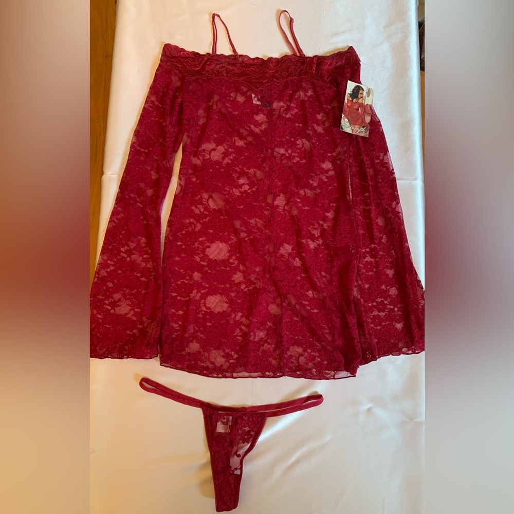 Dreamgirl Lingerie #4208 Stretch Lace and Scallop Lace Chemise Size: Medium NWT!